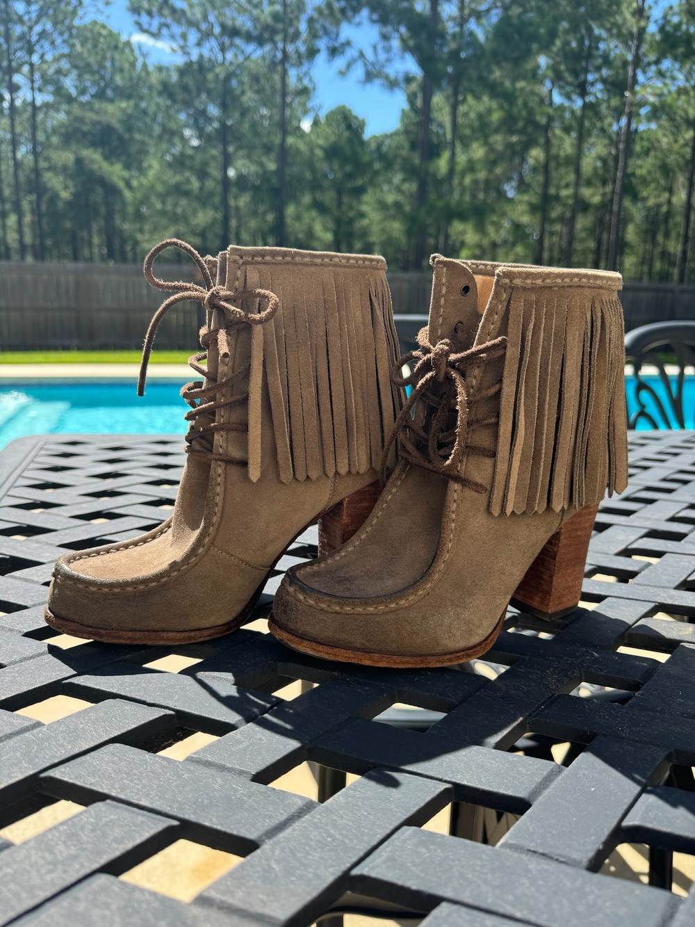 Frye Boots- Parker Fringe Style 3476658 Gry